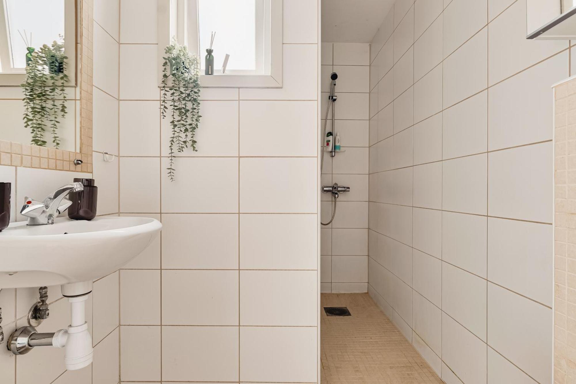 Spacious! 2024 Renovated! 4 Bedrooms! Bergen Eksteriør bilde